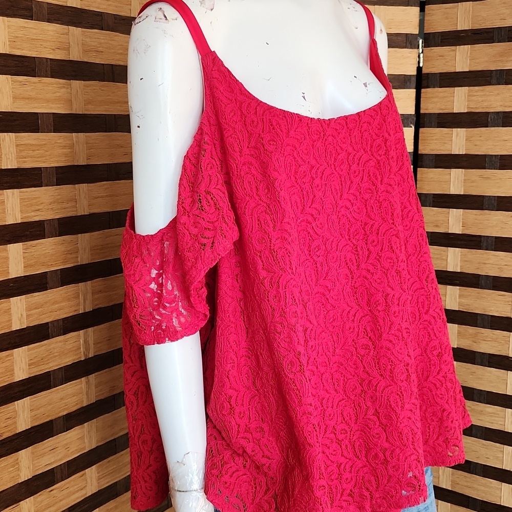 Jessica Simpson Cold Shoulder Top - Picture 5 of 12